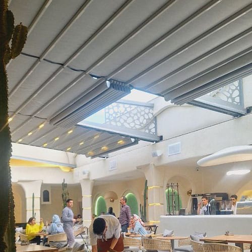 سقف پارچه ای جمع شو مخصوص کافی شاپ ، کافی شاپ لیلو مشهد