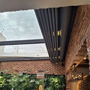 سقف پارچه ای جمع شو مشکی هد لایت دار برای کافی شاپ و کافه رستوران ها