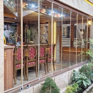 شیشه تاشو لولایی