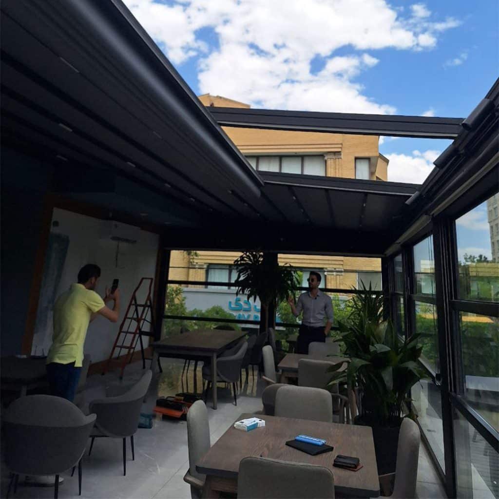 سقف پارچه ای و شیشه گیوتینی